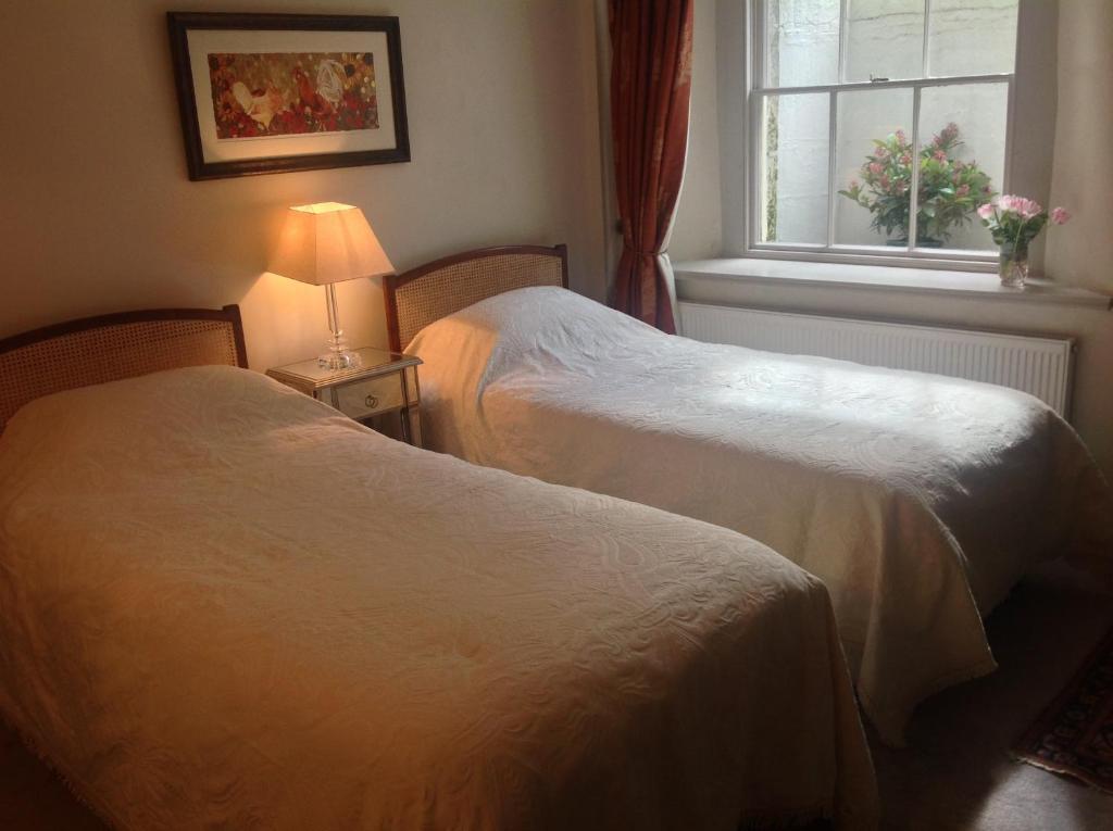 Number 5 Bed and Breakfast Shaftesbury Δωμάτιο φωτογραφία